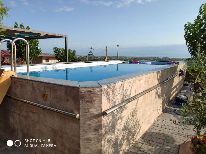 ΕΠΙΔΑΠΕΔΙΑ ΠΙΣΙΝΑ. Εξωτερική επένδυση επιδαπέδιας πισίνας.