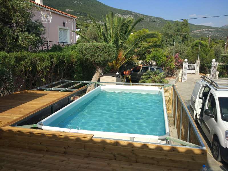 ΛΥΟΜΕΝΕΣ ΠΙΣΙΝΕΣ. Μια πισίνα technypool στη φάση επένδυσης