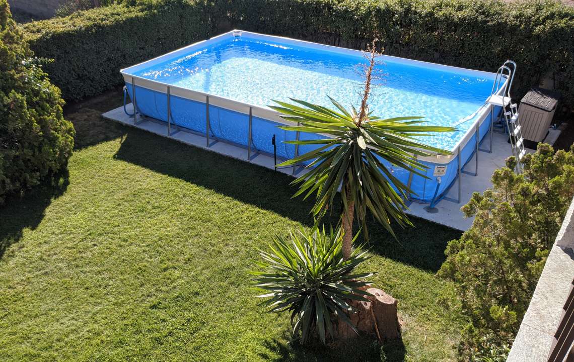 Πτυσσόμενες πισίνες. Μια πισίνα technypool, κυριολεκτικά μεταφερόμενη
